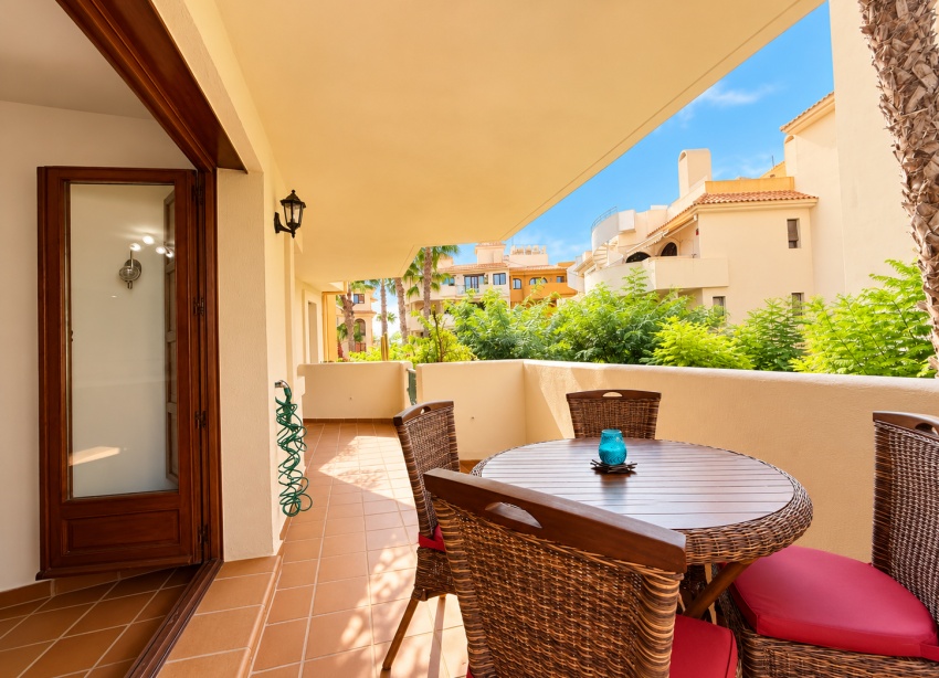 Resale - Apartment / Duplex - Punta Prima