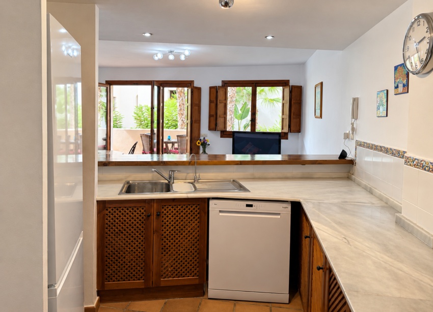 Resale - Apartment / Duplex - Punta Prima