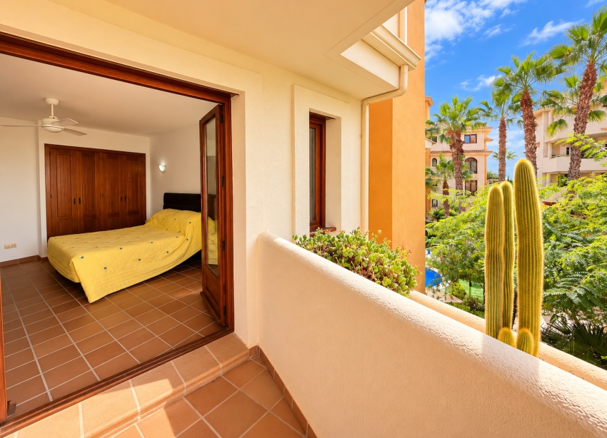 Resale - Apartment / Duplex - Punta Prima