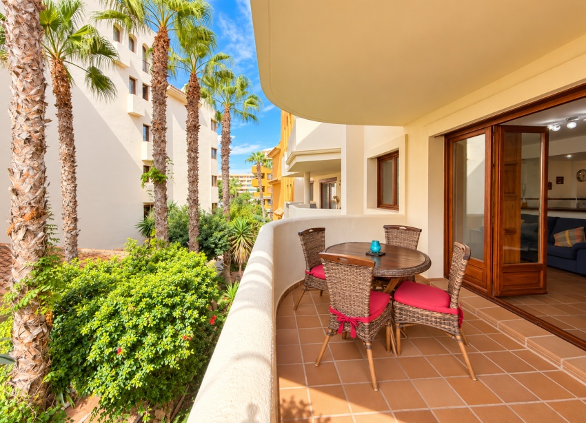 Resale - Apartment / Duplex - Punta Prima