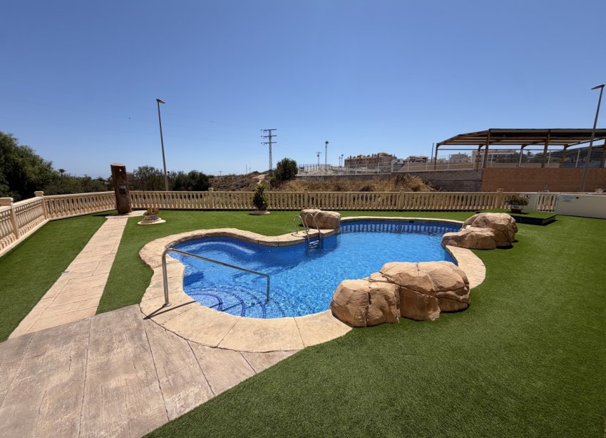Resale - Apartment / Duplex - San Miguel de Salinas