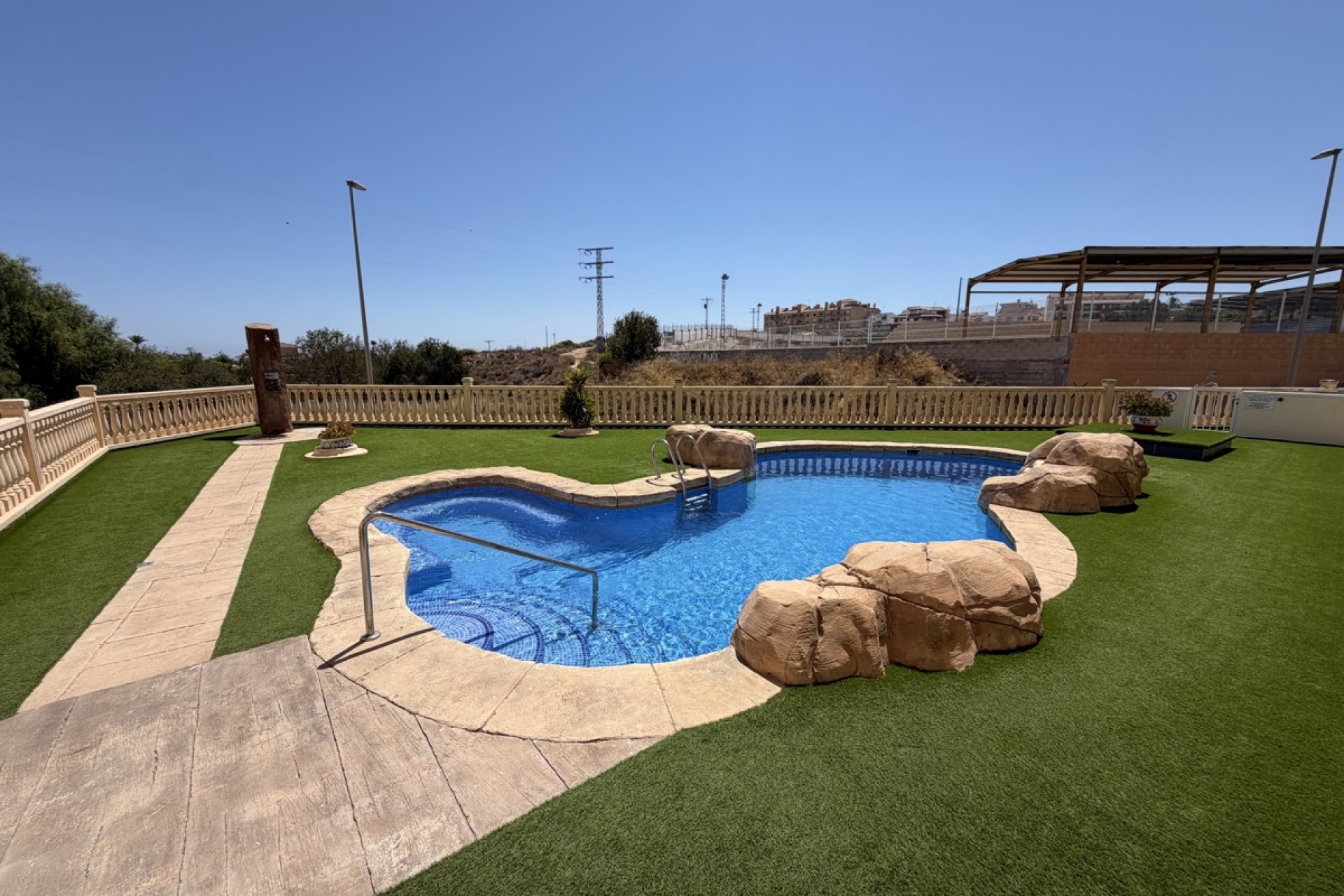 Resale - Apartment / Duplex - San Miguel de Salinas
