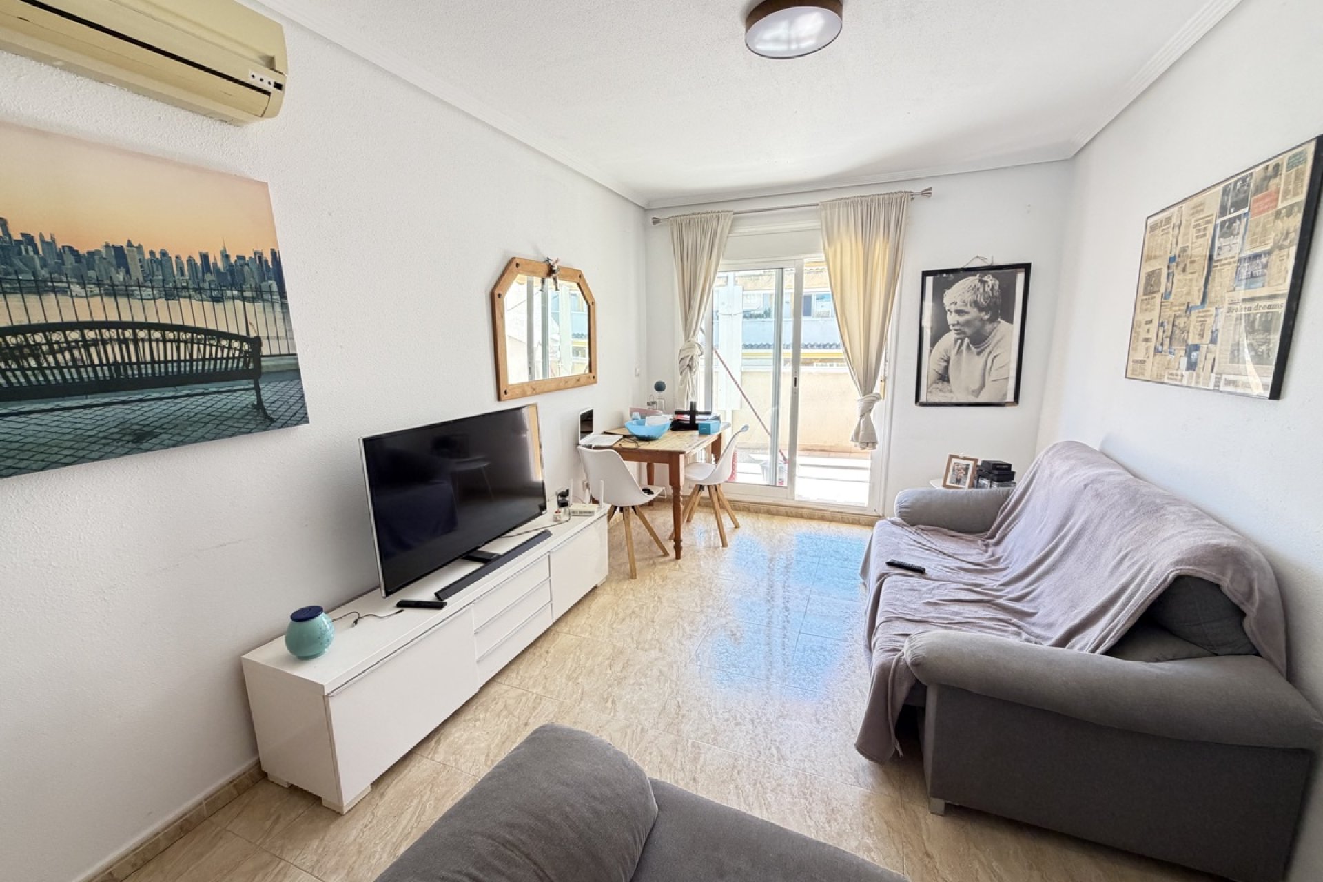 Resale - Apartment / Duplex - San Miguel de Salinas