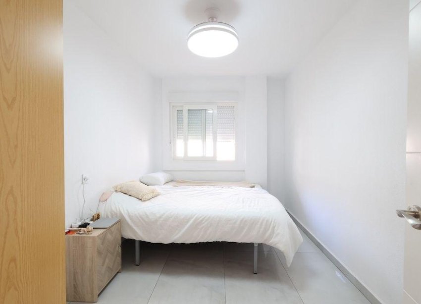 Resale - Apartment / Duplex - Torrevieja - Acequion