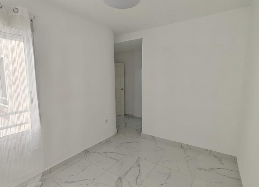 Resale - Apartment / Duplex - Torrevieja - Acequion
