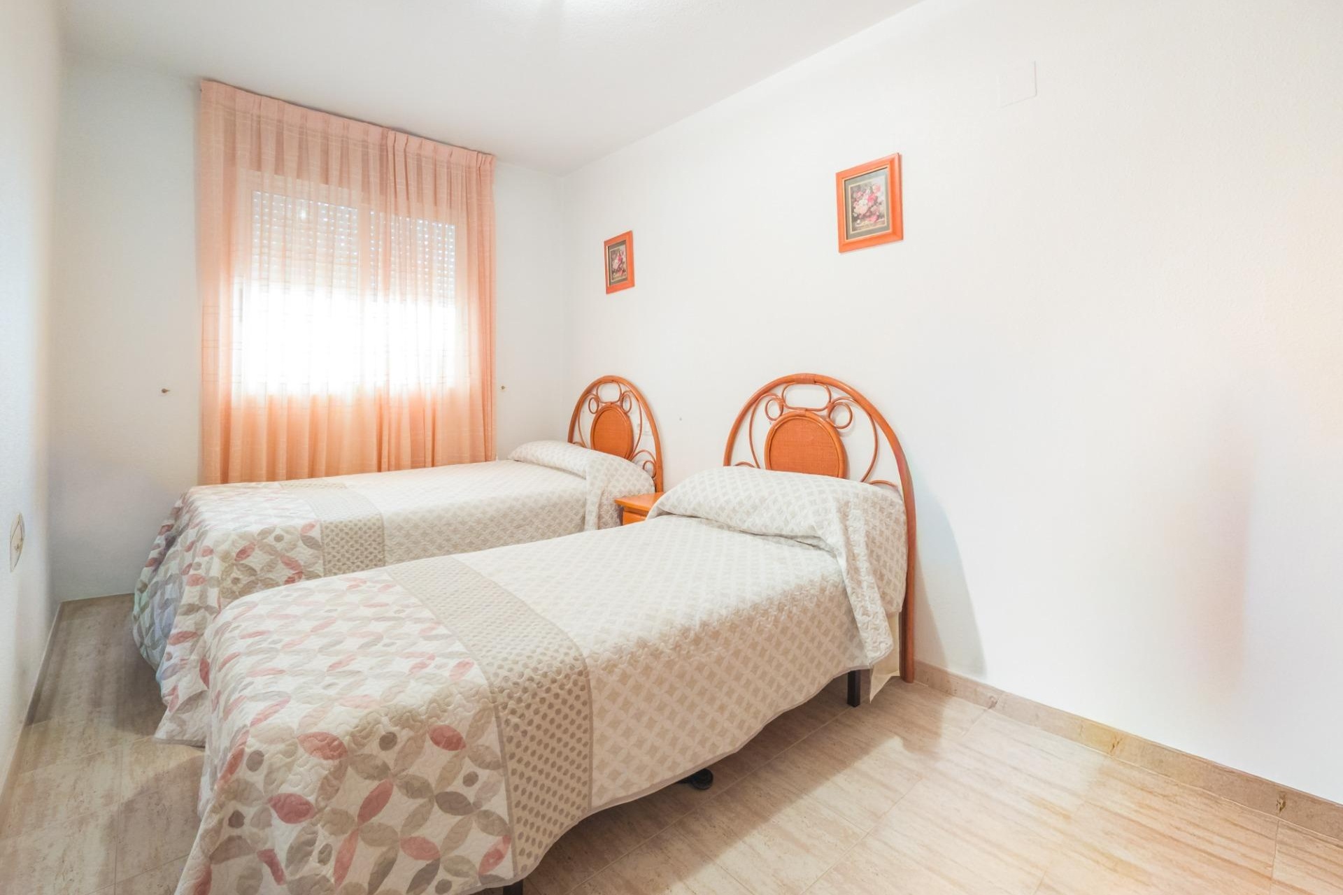 Resale - Apartment / Duplex - Torrevieja - Acequion