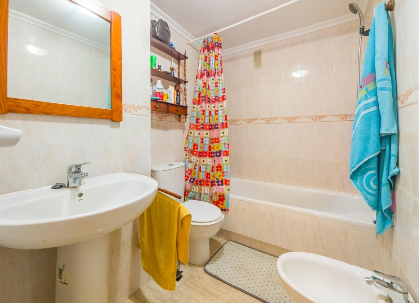 Resale - Apartment / Duplex - Torrevieja - Acequion