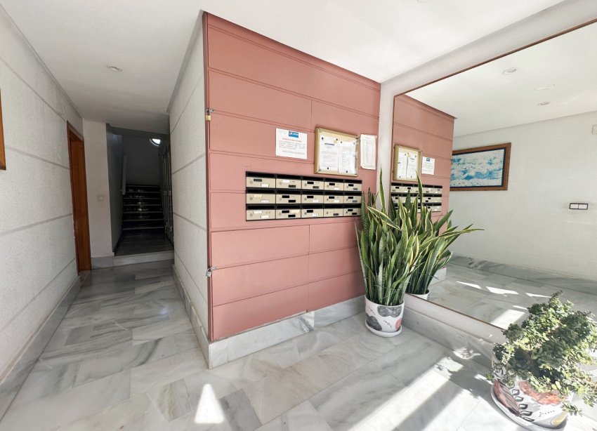 Resale - Apartment / Duplex - Torrevieja - Cala del palangre