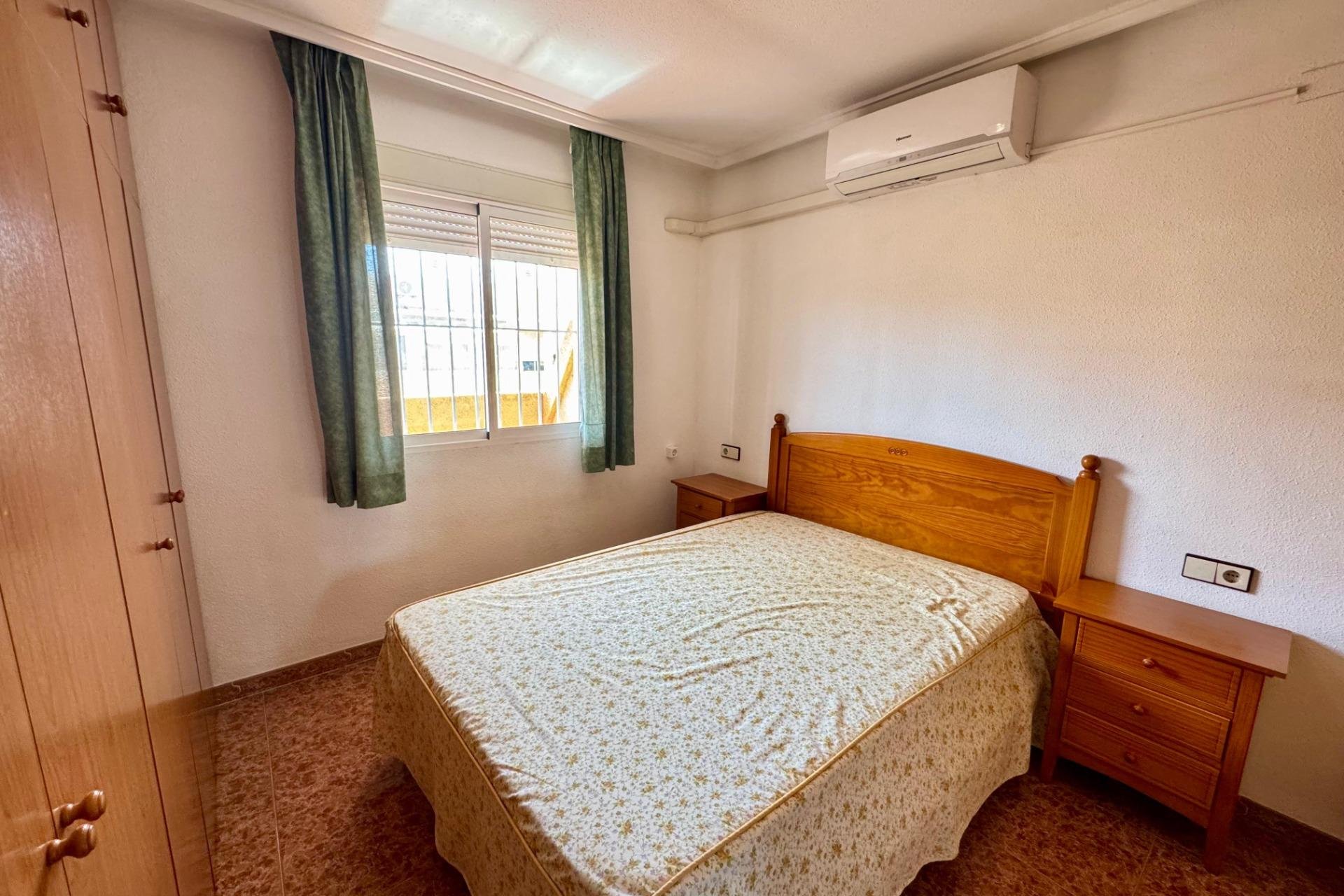Resale - Apartment / Duplex - Torrevieja - Centro