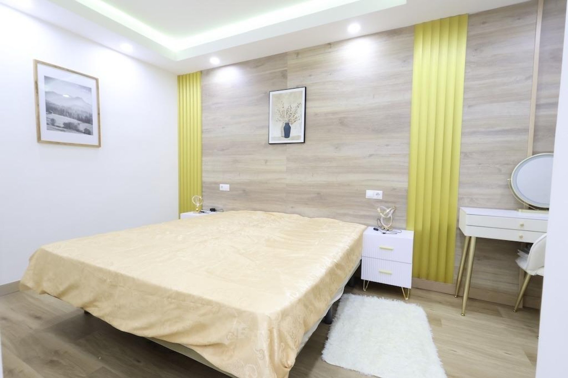 Resale - Apartment / Duplex - Torrevieja - Centro