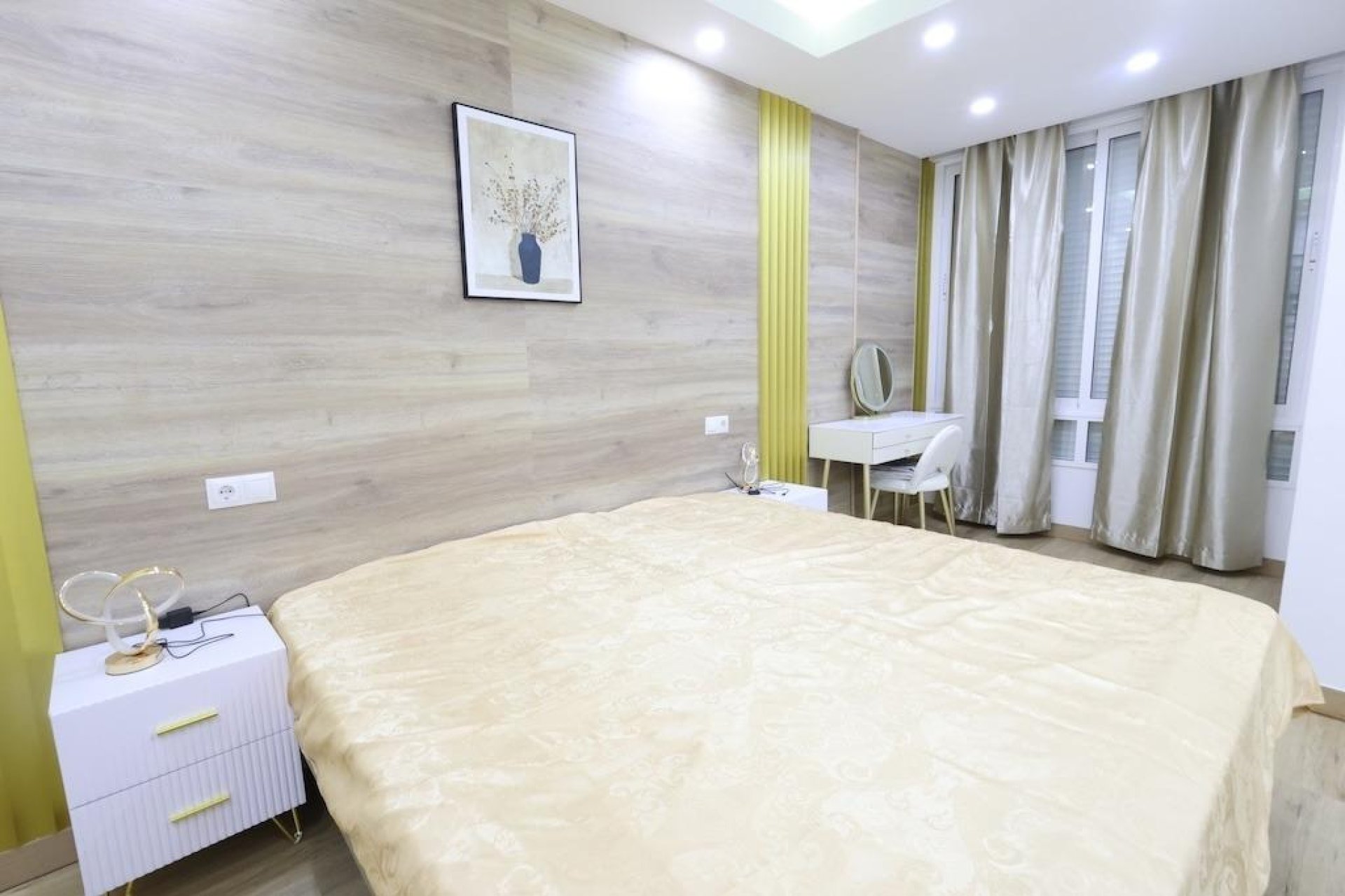 Resale - Apartment / Duplex - Torrevieja - Centro