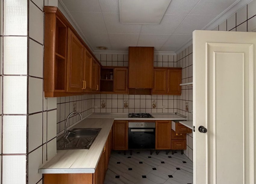 Resale - Apartment / Duplex - Torrevieja - Centro
