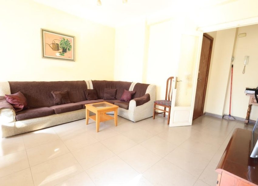 Resale - Apartment / Duplex - Torrevieja - Centro