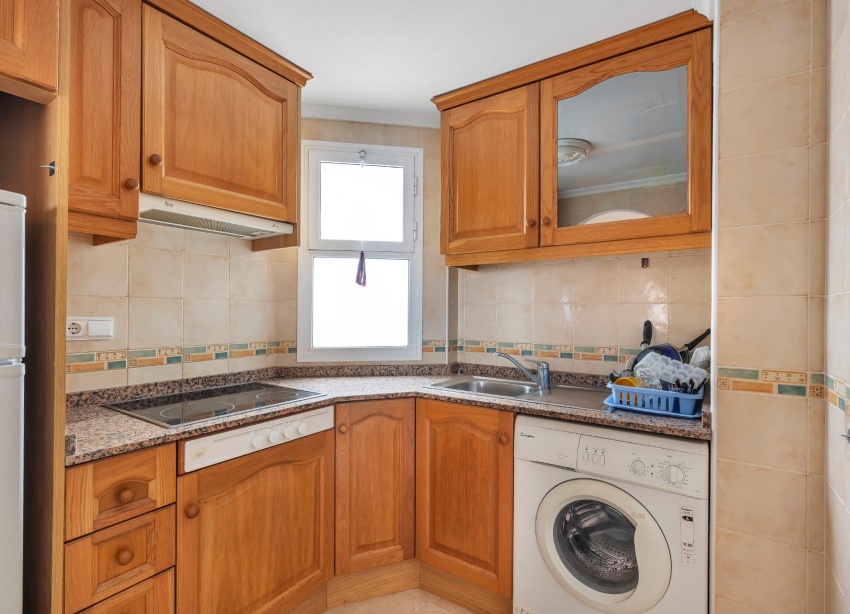 Resale - Apartment / Duplex - Torrevieja - Centro