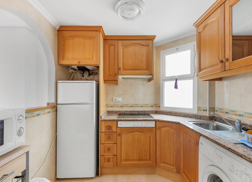 Resale - Apartment / Duplex - Torrevieja - Centro
