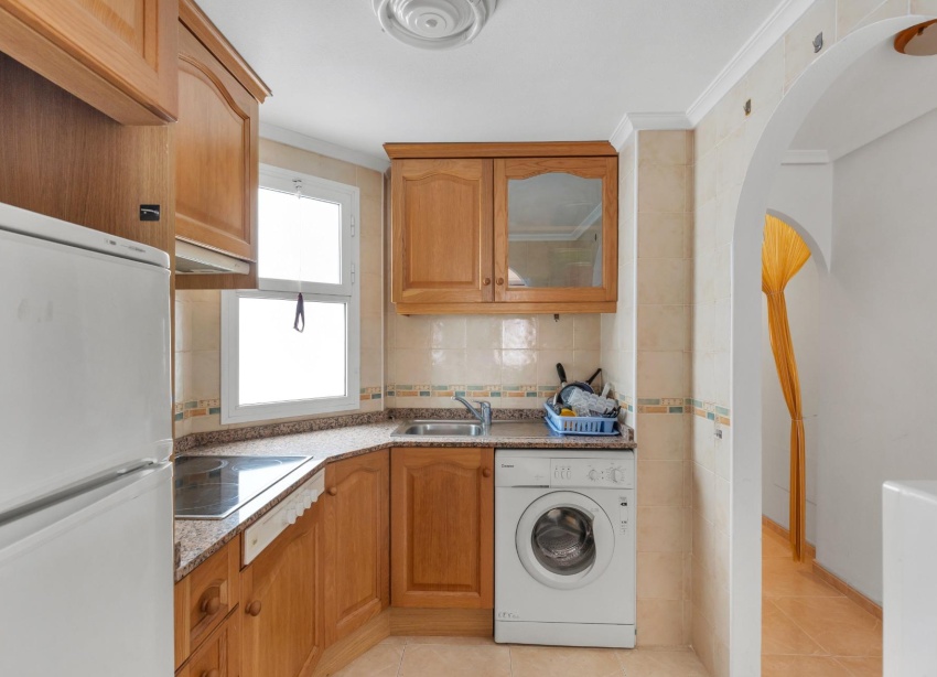 Resale - Apartment / Duplex - Torrevieja - Centro
