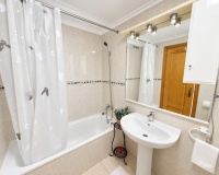 Resale - Apartment / Duplex - Torrevieja - Centro