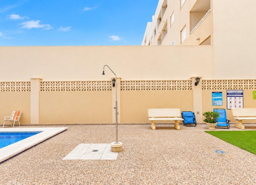 Resale - Apartment / Duplex - Torrevieja - Centro