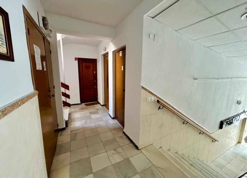 Resale - Apartment / Duplex - Torrevieja - Curva del Palangre
