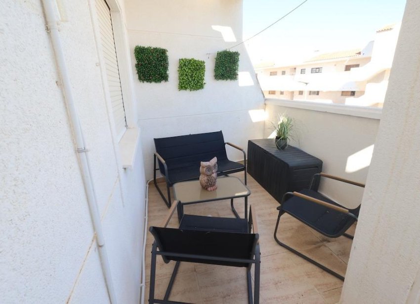 Resale - Apartment / Duplex - Torrevieja - Estacion de autobuses