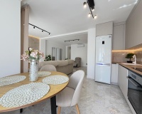 Resale - Apartment / Duplex - Torrevieja - Estacion de autobuses