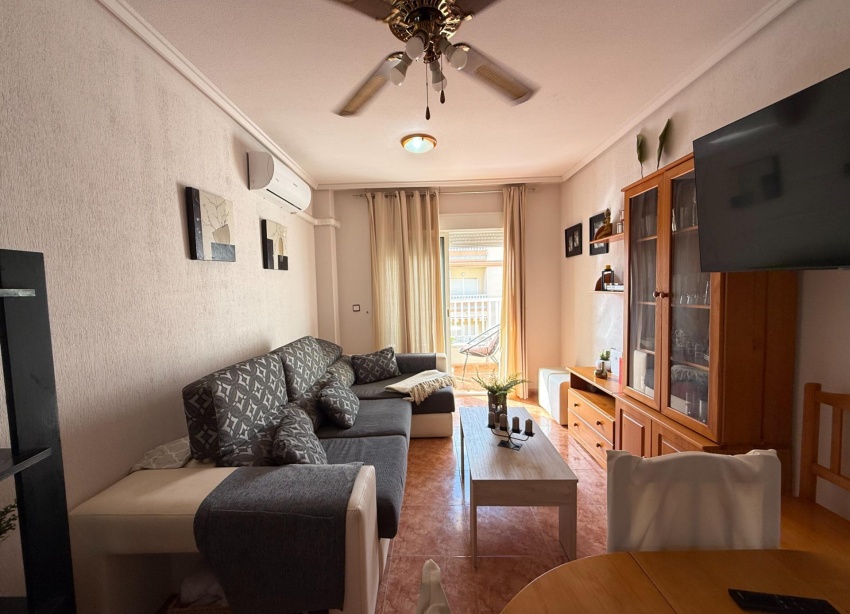 Resale - Apartment / Duplex - Torrevieja - Estacion de autobuses