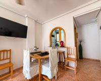 Resale - Apartment / Duplex - Torrevieja - Estacion de autobuses