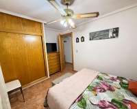 Resale - Apartment / Duplex - Torrevieja - Estacion de autobuses