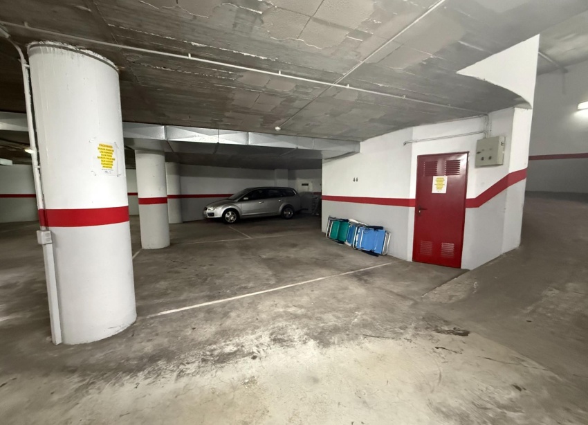 Resale - Apartment / Duplex - Torrevieja - Estacion de autobuses