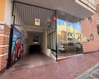 Resale - Apartment / Duplex - Torrevieja - Estacion de autobuses