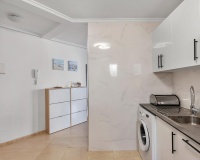 Resale - Apartment / Duplex - Torrevieja - Estacion de autobuses