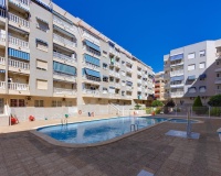 Resale - Apartment / Duplex - Torrevieja - Estacion de autobuses