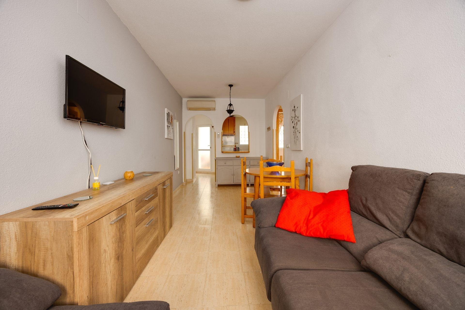 Resale - Apartment / Duplex - Torrevieja - Estacion de autobuses