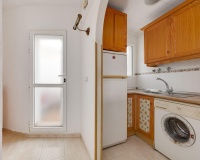 Resale - Apartment / Duplex - Torrevieja - Estacion de autobuses