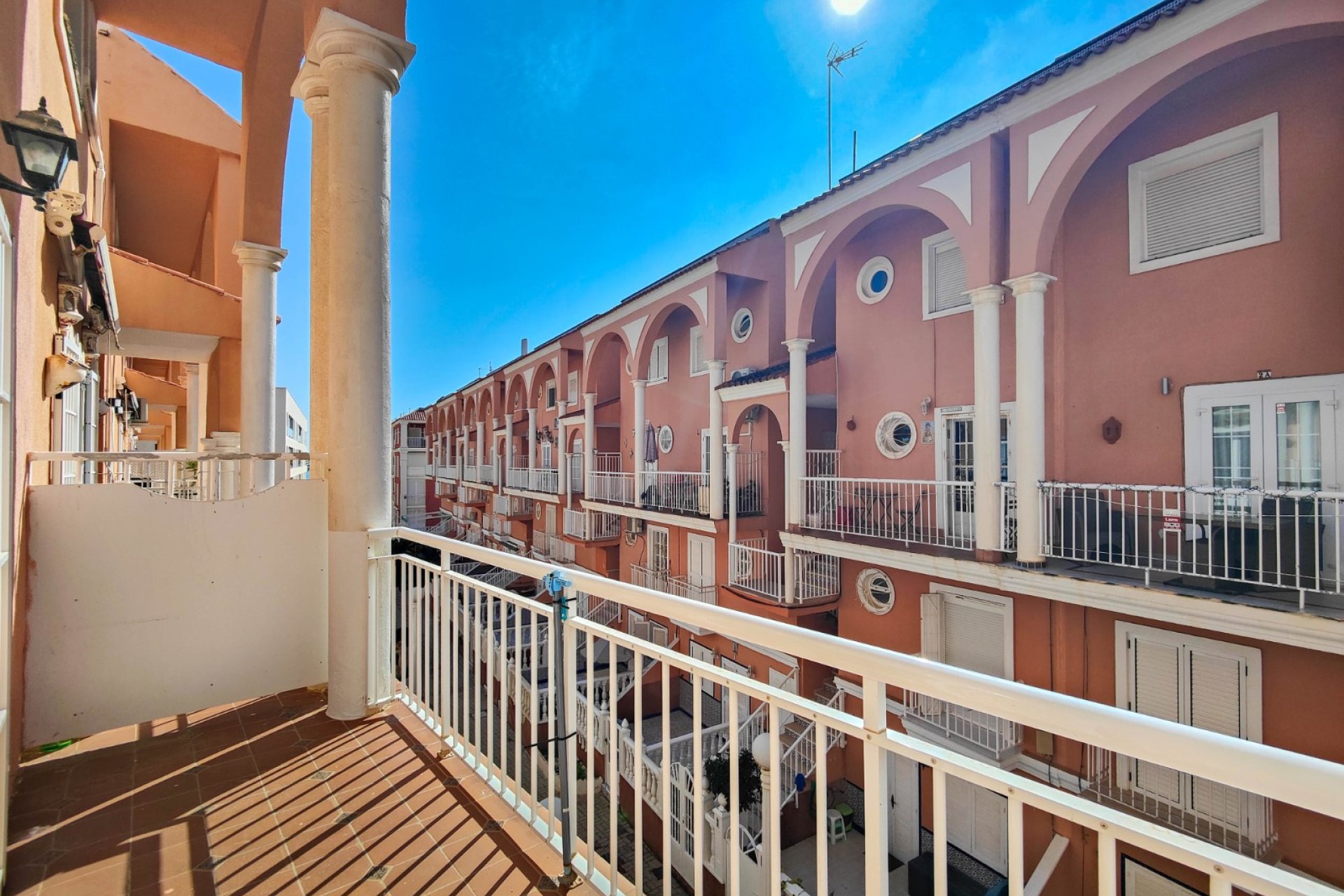 Resale - Apartment / Duplex - Torrevieja - La Mata