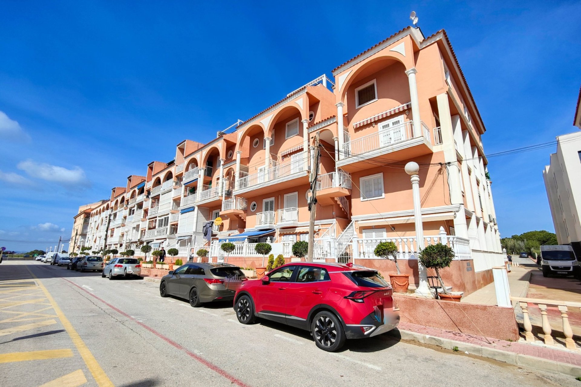 Resale - Apartment / Duplex - Torrevieja - La Mata