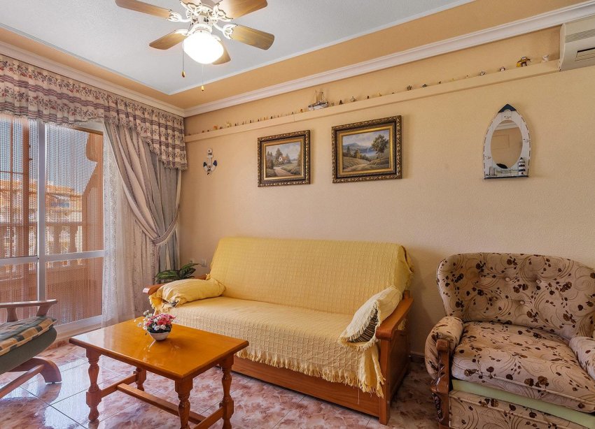 Resale - Apartment / Duplex - Torrevieja - La Mata