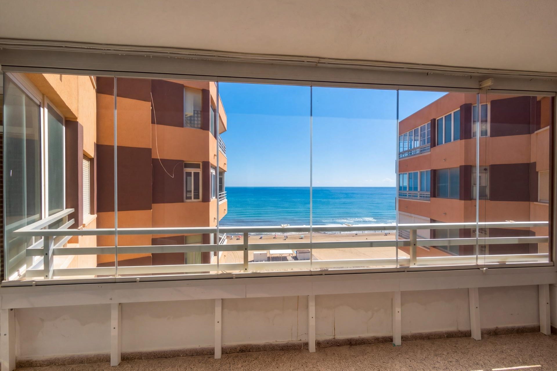Resale - Apartment / Duplex - Torrevieja - La Mata