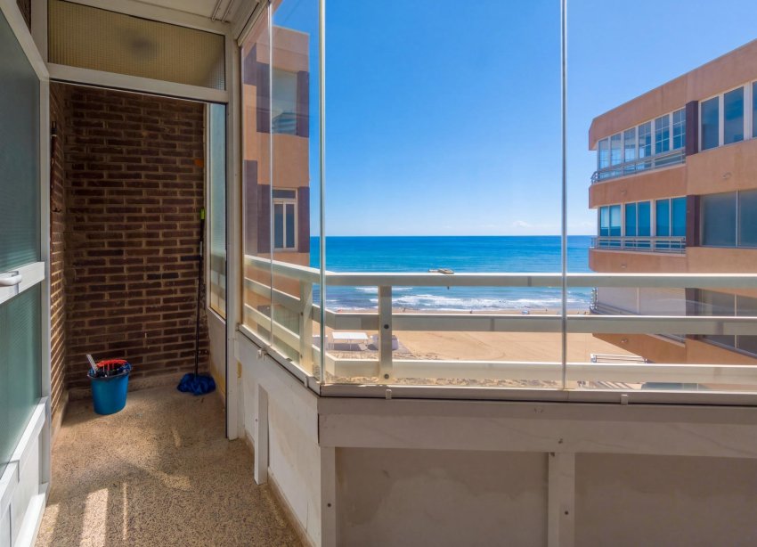 Resale - Apartment / Duplex - Torrevieja - La Mata