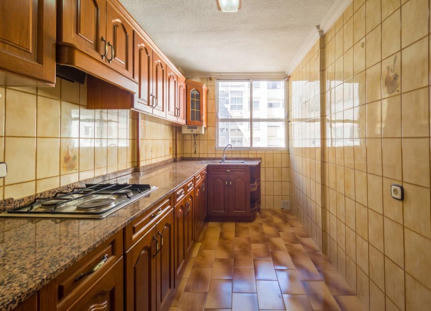 Resale - Apartment / Duplex - Torrevieja - La Mata