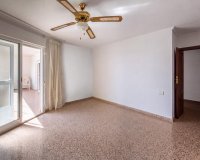 Resale - Apartment / Duplex - Torrevieja - La Mata