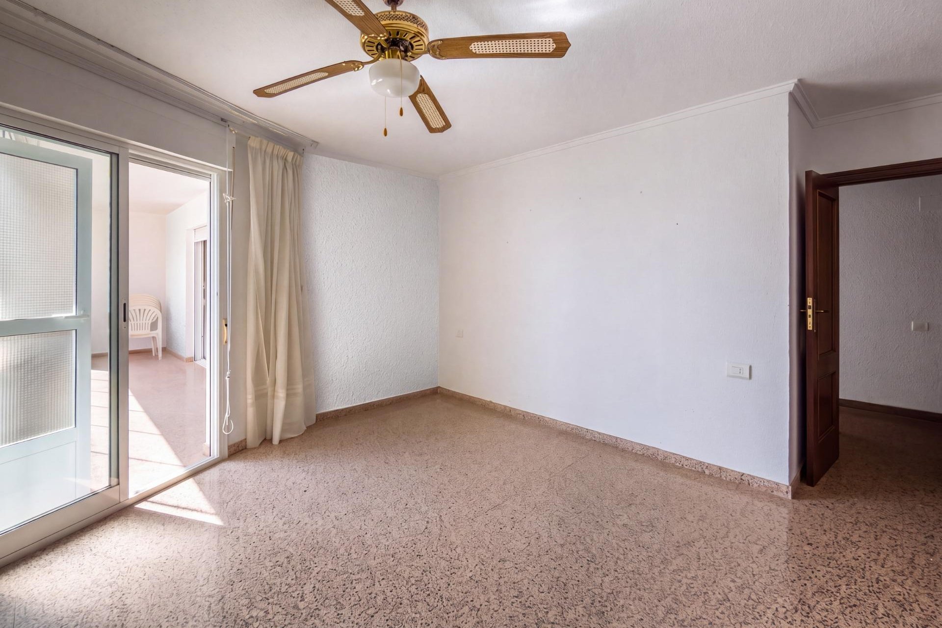 Resale - Apartment / Duplex - Torrevieja - La Mata