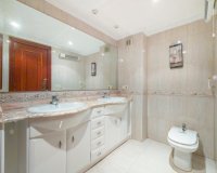 Resale - Apartment / Duplex - Torrevieja - La Mata