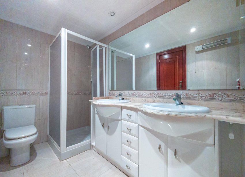 Resale - Apartment / Duplex - Torrevieja - La Mata
