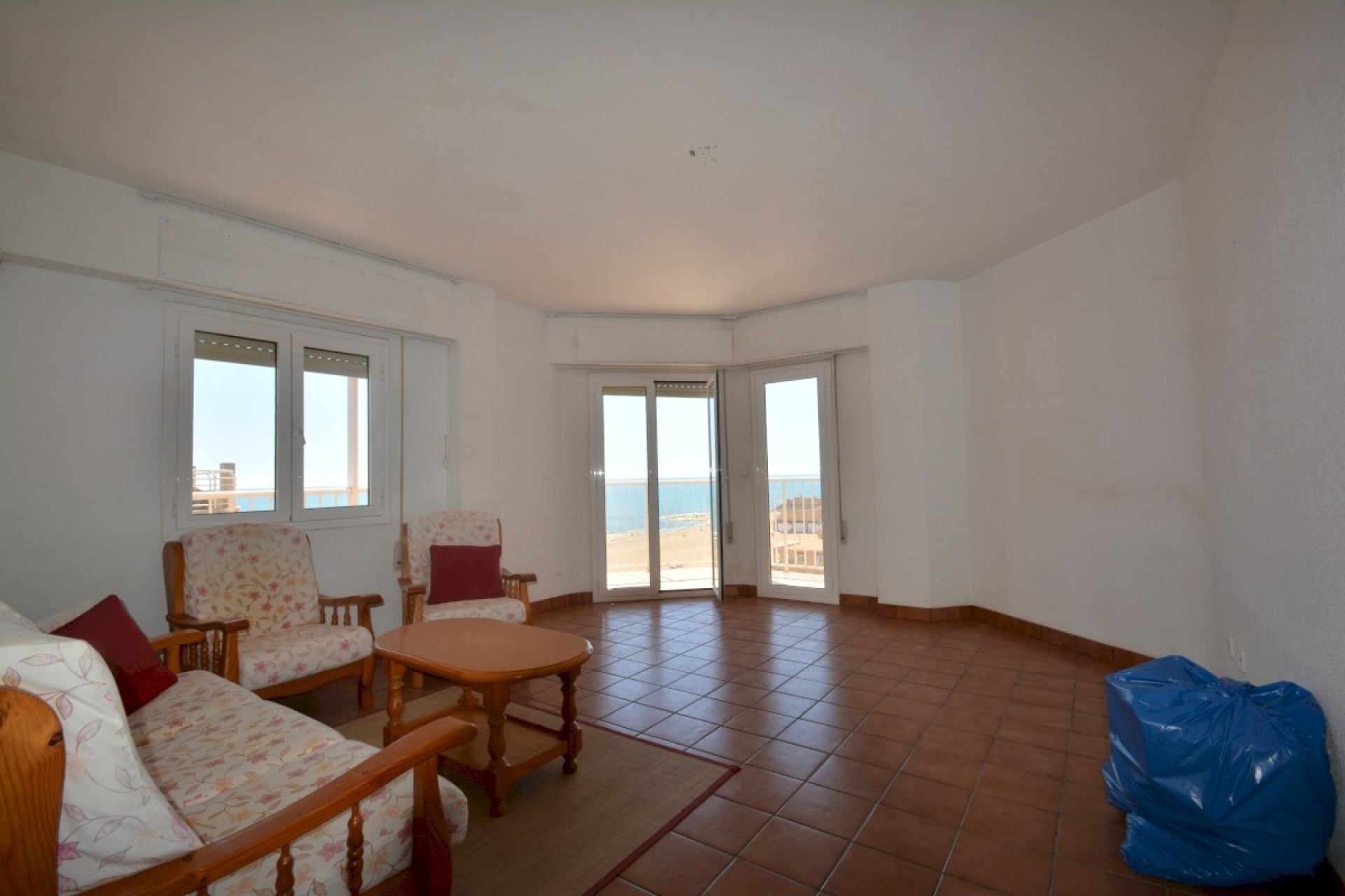 Resale - Apartment / Duplex - Torrevieja - La Mata