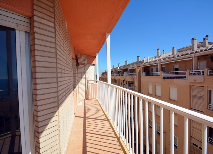 Resale - Apartment / Duplex - Torrevieja - La Mata