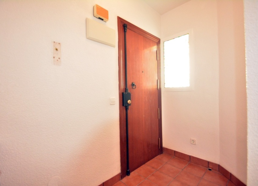Resale - Apartment / Duplex - Torrevieja - La Mata