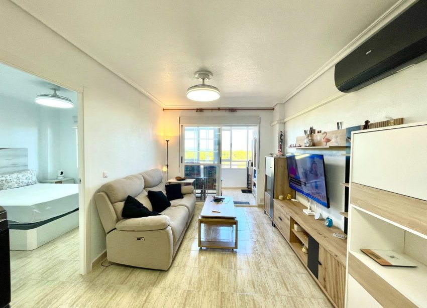 Resale - Apartment / Duplex - Torrevieja - La Siesta