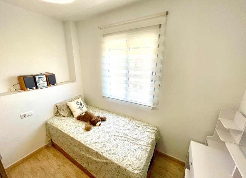 Resale - Apartment / Duplex - Torrevieja - La Siesta
