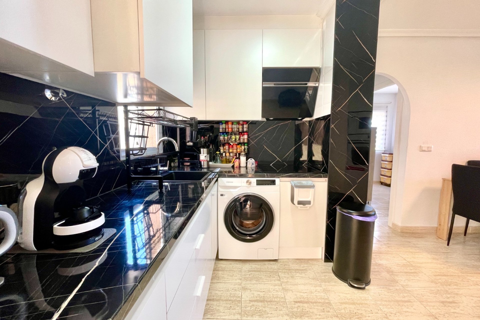 Resale - Apartment / Duplex - Torrevieja - La Siesta